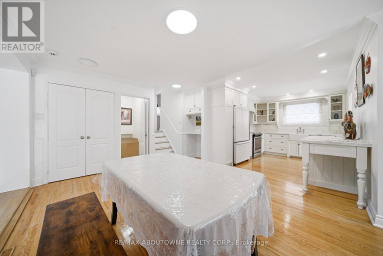 481 ANTHONY DRIVE, Oakville (OO Old Oakville), Ontario, L6J2K6