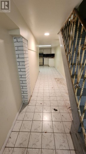 MAIN - 1155 DUNDAS STREET W, Toronto (Trinity-Bellwoods), Ontario, M6J1X3