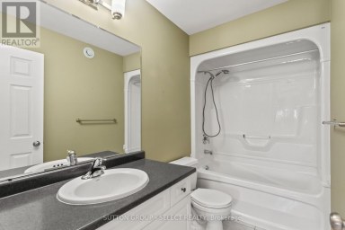 2094 DENVIEW AVENUE London North (North S) Ontario photo 18