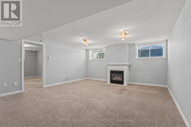 2094 DENVIEW AVENUE London North (North S) Ontario photo 25