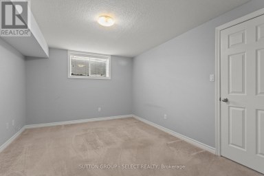 2094 DENVIEW AVENUE London North (North S) Ontario photo 29