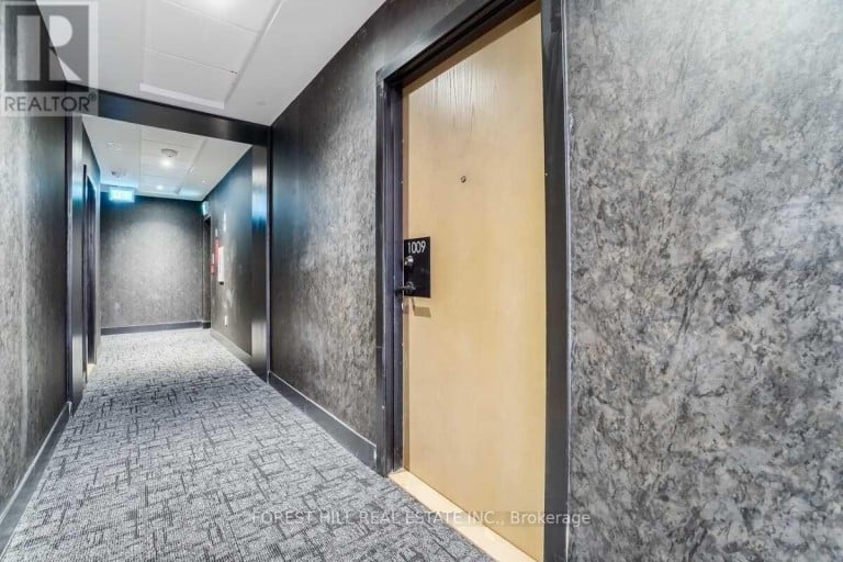 1009 - 2300 ST. CLAIR AVENUE W, Toronto (Junction Area), Ontario, M6N0B3