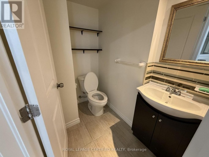 BSMT - 61 EAGLEGLEN WAY, Hamilton (Carpenter), Ontario, L9B0C5