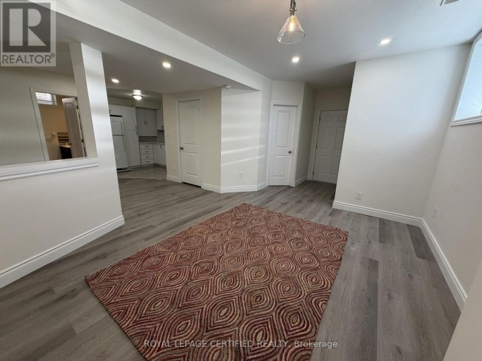 BSMT - 61 EAGLEGLEN WAY, Hamilton (Carpenter), Ontario, L9B0C5