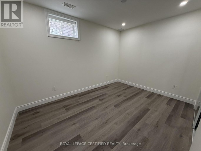 BSMT - 61 EAGLEGLEN WAY, Hamilton (Carpenter), Ontario, L9B0C5