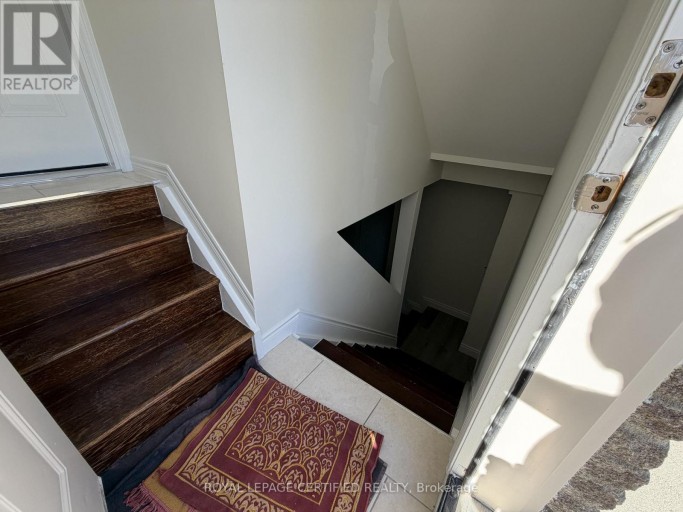 BSMT - 61 EAGLEGLEN WAY, Hamilton (Carpenter), Ontario, L9B0C5