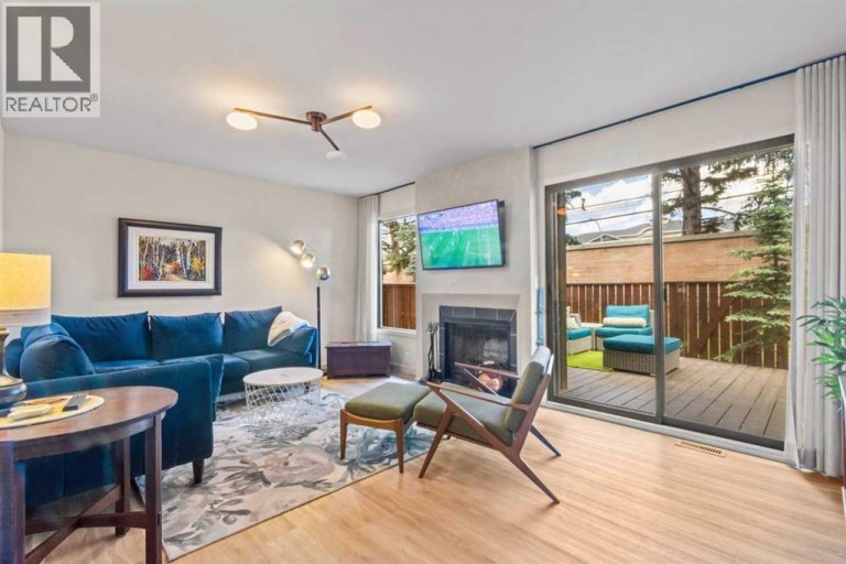 16, 140 Point Drive NW, Calgary, Alberta, T3B4W3