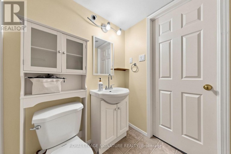 A5 - 110 ACTIVA AVENUE, Kitchener, Ontario, N2E4K4