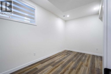 2424 25 Avenue NW Calgary Alberta photo 35