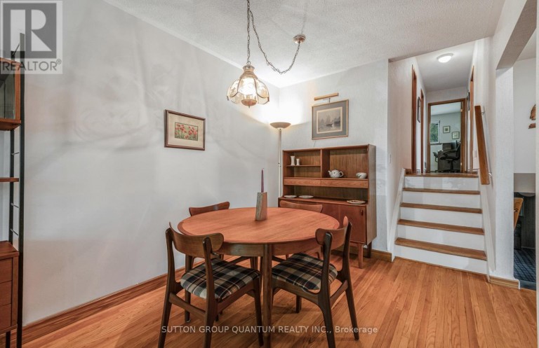 754 EAGLEMOUNT CRESCENT, Mississauga (Erindale), Ontario, L5C1N9