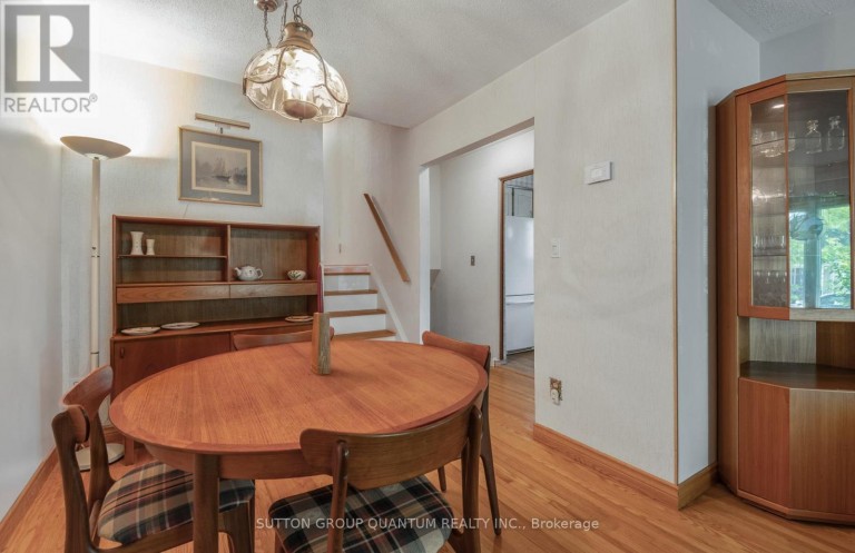 754 EAGLEMOUNT CRESCENT, Mississauga (Erindale), Ontario, L5C1N9