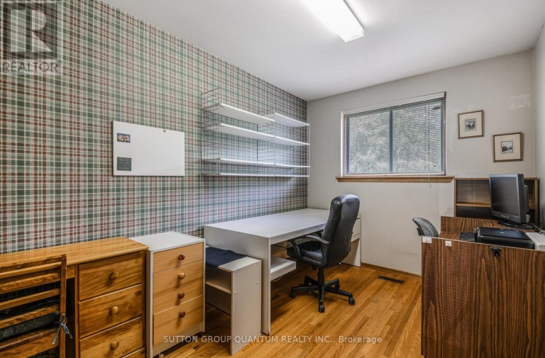 754 EAGLEMOUNT CRESCENT, Mississauga (Erindale), Ontario, L5C1N9