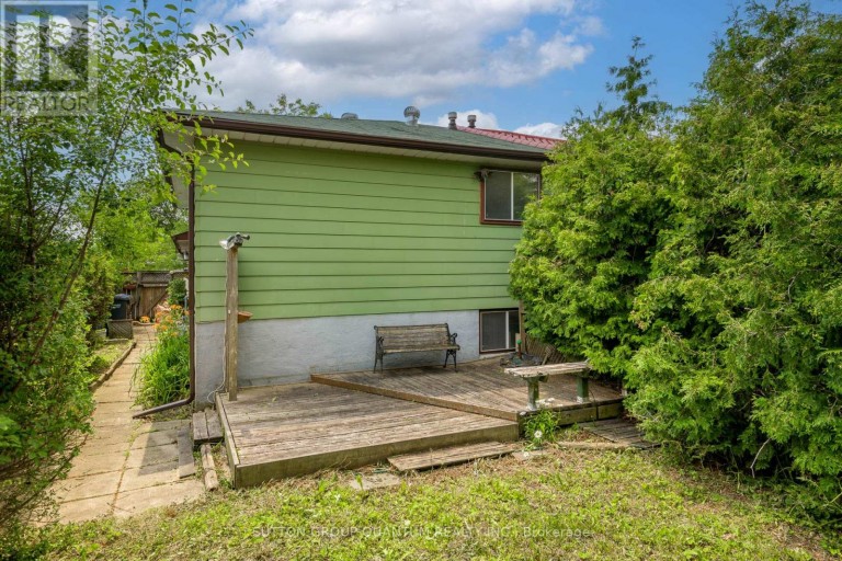 754 EAGLEMOUNT CRESCENT, Mississauga (Erindale), Ontario, L5C1N9