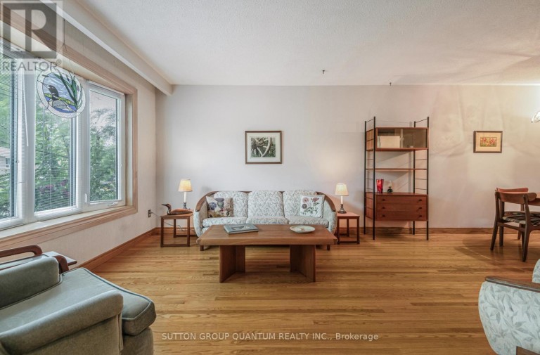 754 EAGLEMOUNT CRESCENT, Mississauga (Erindale), Ontario, L5C1N9