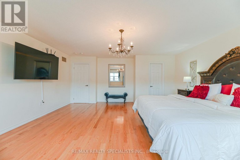 9 ACADEMY AVENUE, Wasaga Beach, Ontario, L9Z1J4