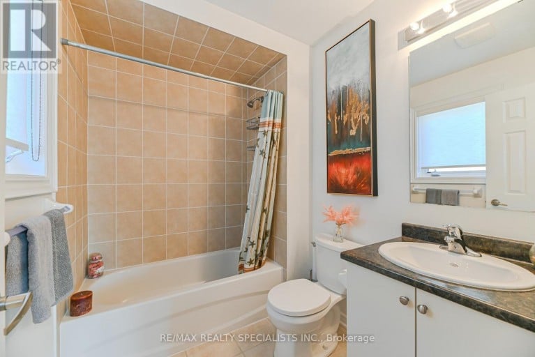 9 ACADEMY AVENUE, Wasaga Beach, Ontario, L9Z1J4