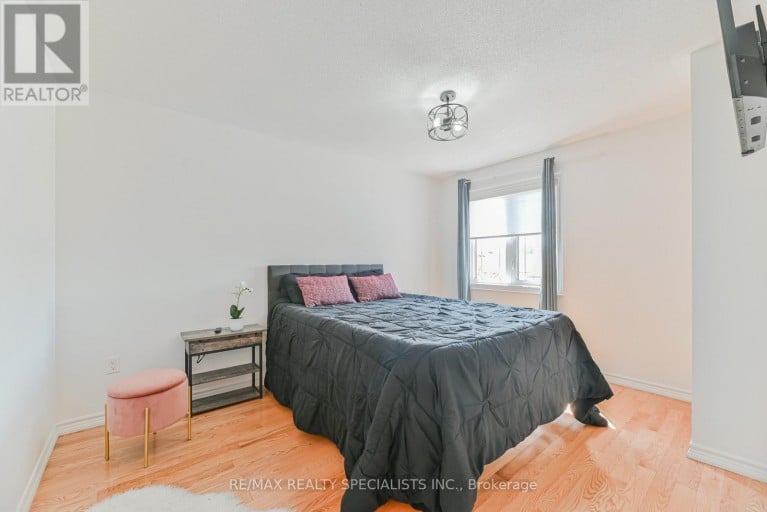 9 ACADEMY AVENUE, Wasaga Beach, Ontario, L9Z1J4