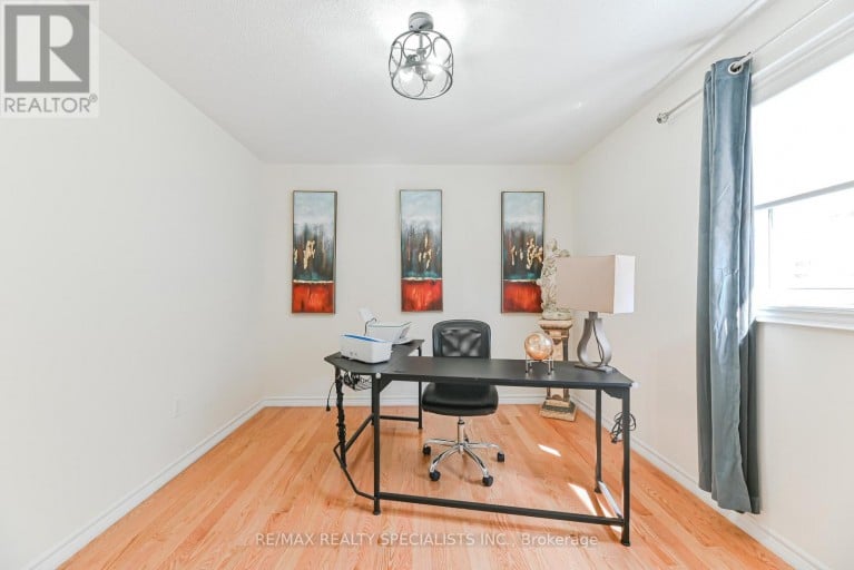 9 ACADEMY AVENUE, Wasaga Beach, Ontario, L9Z1J4