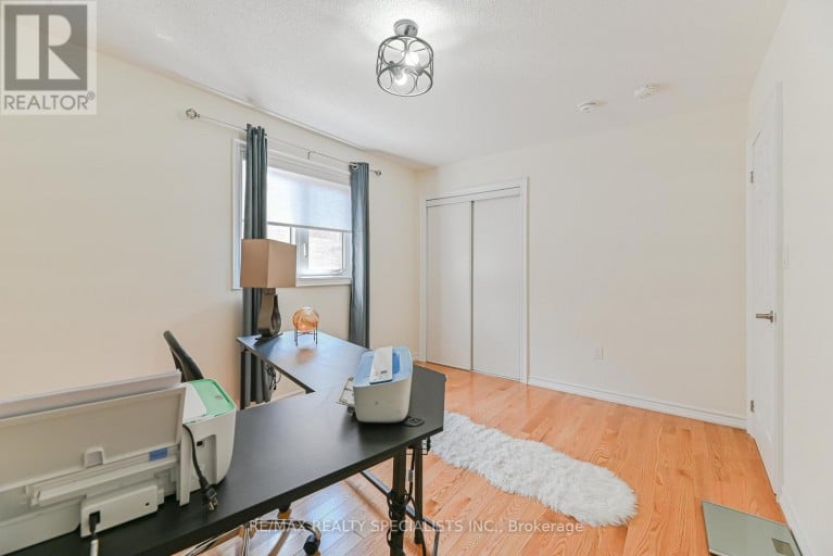 9 ACADEMY AVENUE, Wasaga Beach, Ontario, L9Z1J4