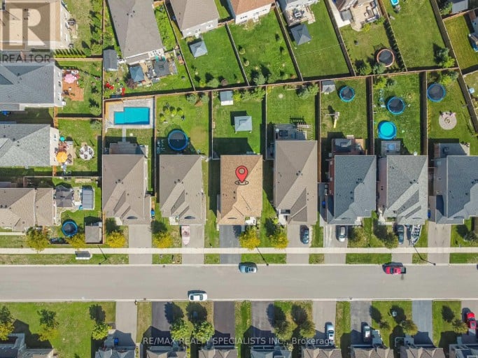 9 ACADEMY AVENUE, Wasaga Beach, Ontario, L9Z1J4