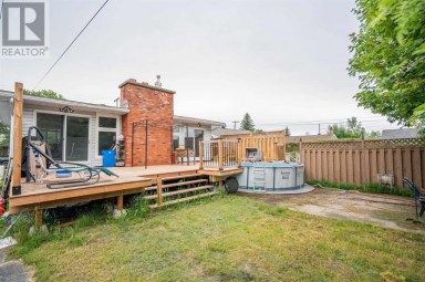 29 Van Daele ST Sault Ste. Marie Ontario photo 2