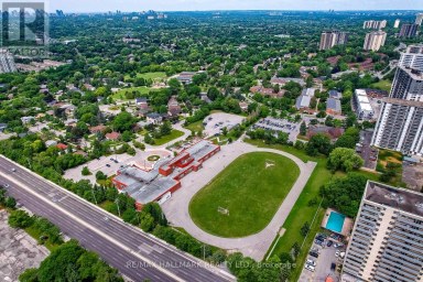 24 - 94 GEORGE HENRY BOULEVARD Toronto (Henry Farm) Ontario photo 42