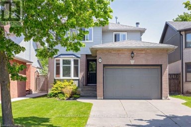 19 BEACHGROVE CRESCENT Hamilton (Stoney Creek Mountain) Ontario photo 1