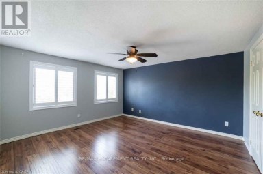 19 BEACHGROVE CRESCENT Hamilton (Stoney Creek Mountain) Ontario photo 18