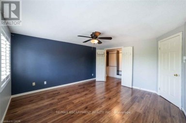 19 BEACHGROVE CRESCENT Hamilton (Stoney Creek Mountain) Ontario photo 20