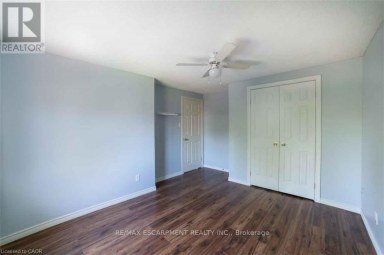 19 BEACHGROVE CRESCENT Hamilton (Stoney Creek Mountain) Ontario photo 23