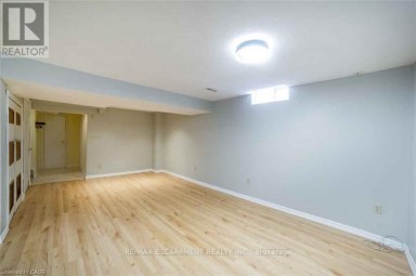 19 BEACHGROVE CRESCENT Hamilton (Stoney Creek Mountain) Ontario photo 30