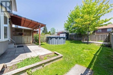 19 BEACHGROVE CRESCENT Hamilton (Stoney Creek Mountain) Ontario photo 34