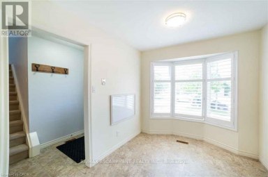 19 BEACHGROVE CRESCENT Hamilton (Stoney Creek Mountain) Ontario photo 5