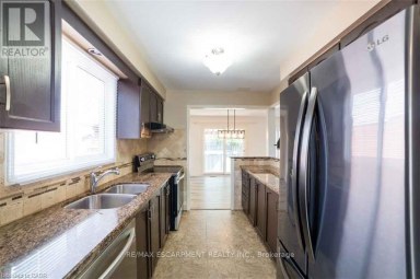 19 BEACHGROVE CRESCENT Hamilton (Stoney Creek Mountain) Ontario photo 7