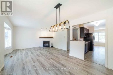 19 BEACHGROVE CRESCENT Hamilton (Stoney Creek Mountain) Ontario photo 9