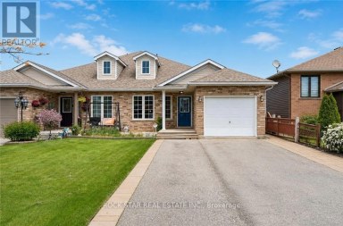 56 GOLDEN ACRES DRIVE West Lincoln (Smithville) Ontario photo 1