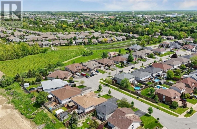 56 GOLDEN ACRES DRIVE, West Lincoln (Smithville), Ontario, L0R2A0