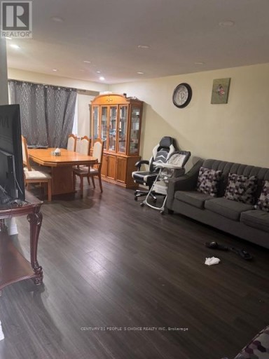 UPPER - 3038 CORAL DRIVE, Mississauga (Malton), Ontario, L4T1Z3