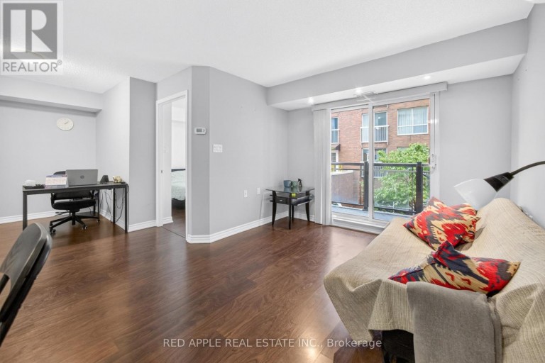 204 - 872 SHEPPARD AVENUE W, Toronto (Bathurst Manor), Ontario, L6A2Y8