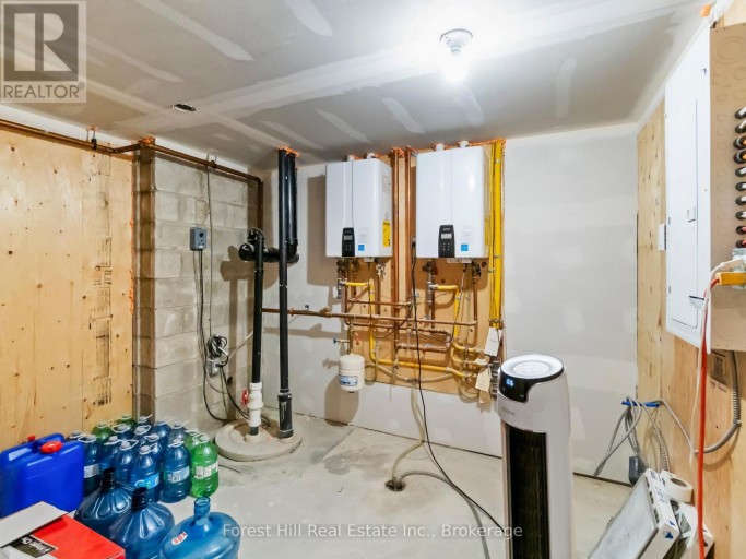 1326 KAWAGAMA LAKE ROAD, Algonquin Highlands (Sherborne), Ontario, P0A1E0