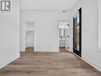 UNIT 4 - 28 NORCROSS ROAD Toronto (Clanton Park) Ontario photo 17