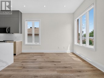 UNIT 4 - 28 NORCROSS ROAD Toronto (Clanton Park) Ontario photo 8