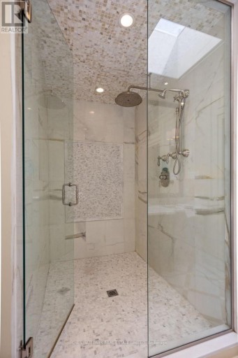 103 DUNLOE ROAD, Toronto (Forest Hill South), Ontario, M5P2T7