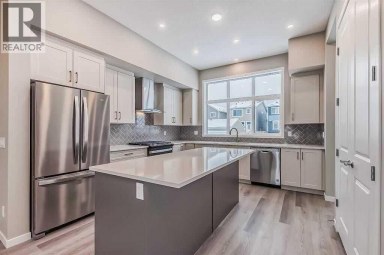 1040 Mahogany Boulevard SE Calgary Alberta photo 6