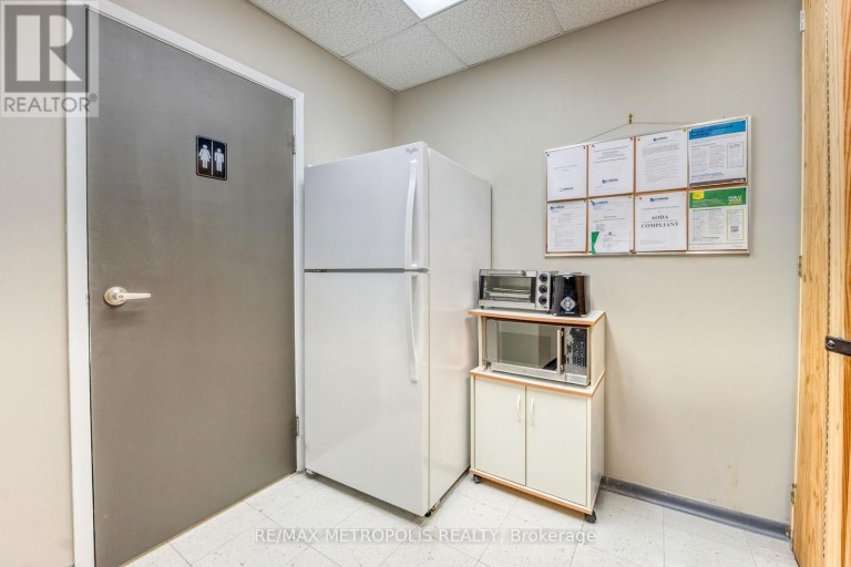 B - 2695 HAMILTON ROAD, Sarnia, Ontario, N0N1C0
