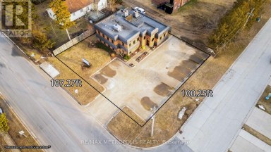 B - 2695 HAMILTON ROAD Sarnia Ontario photo 3