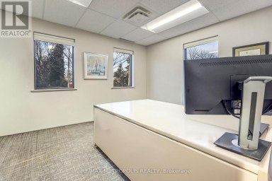B - 2695 HAMILTON ROAD Sarnia Ontario photo 32