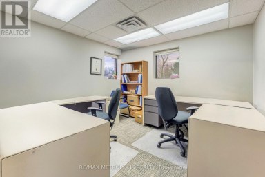 B - 2695 HAMILTON ROAD Sarnia Ontario photo 35