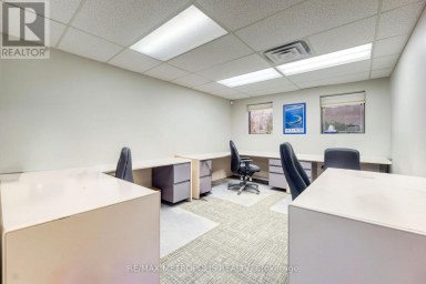 B - 2695 HAMILTON ROAD Sarnia Ontario photo 36