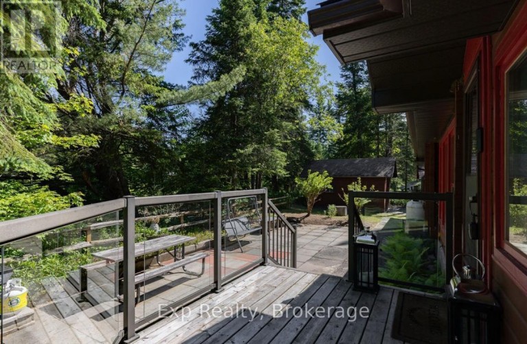 27 GROEGER ROAD, Huntsville (Chaffey), Ontario, P1H2J4